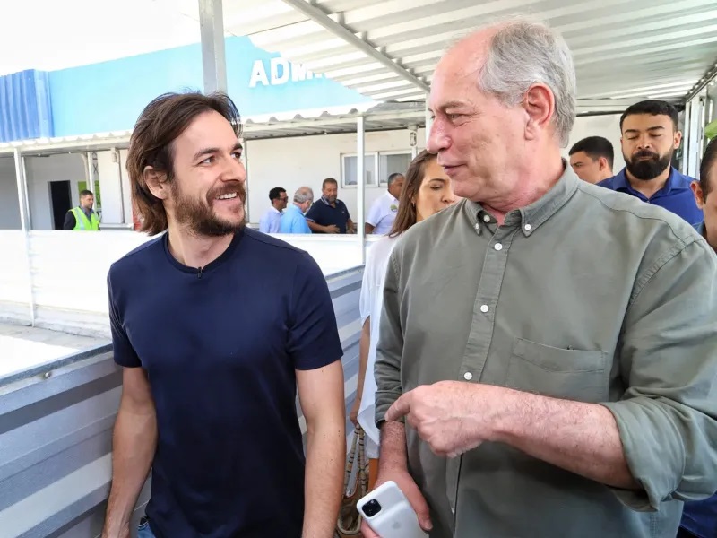 Pedro Cunha Lima recepciona Ciro Gomes em Campina Grande Portal