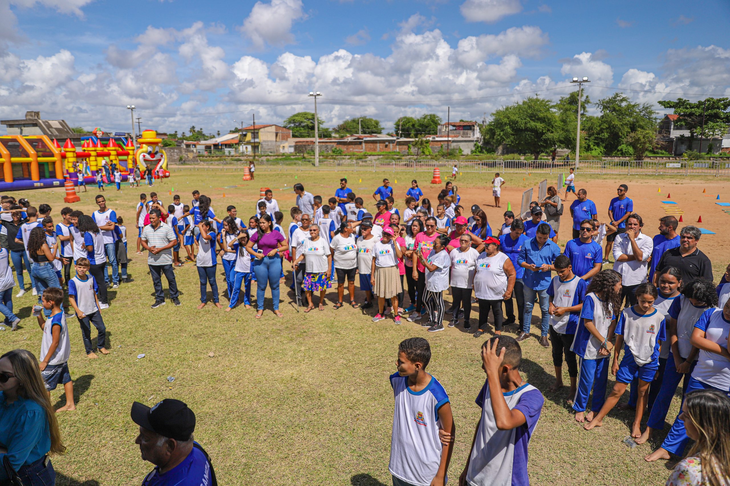 Cabedelo lan a Projeto Caravana do Esporte e Lazer no Bairro do