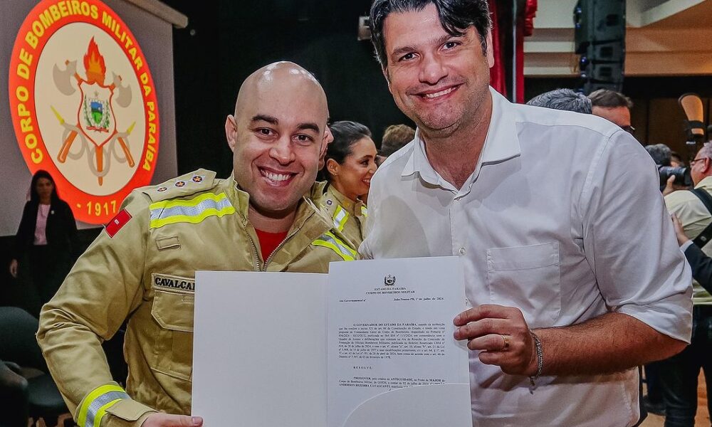 Leo Bezerra celebra promoção de 138 oficiais do Corpo de Bombeiros da Paraíba, “Reconhecimento”